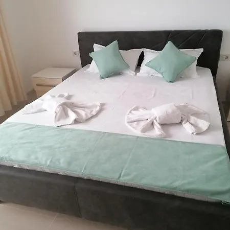 Azamara 科斯蒂内什蒂