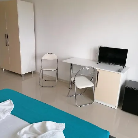 招待所 Azamara 3*