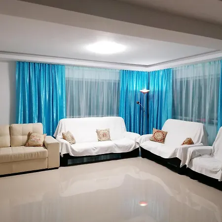 Azamara 科斯蒂内什蒂