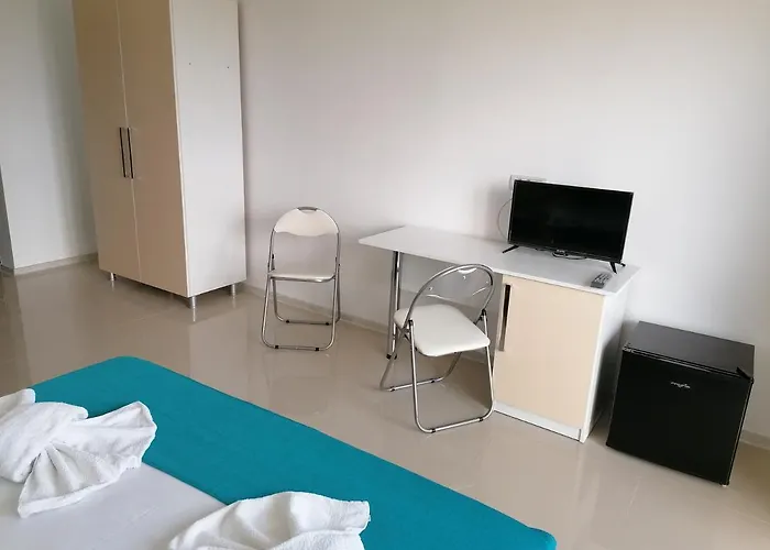 招待所 Azamara 3*