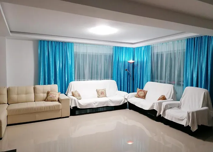 Azamara 科斯蒂内什蒂